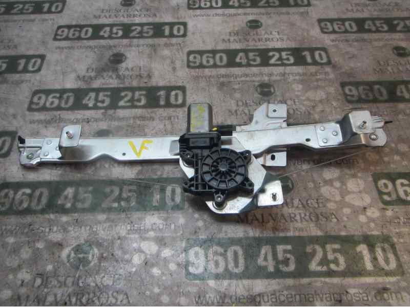 Recambio de elevalunas delantero derecho para dacia duster adventure referencia OEM IAM 807206838R  