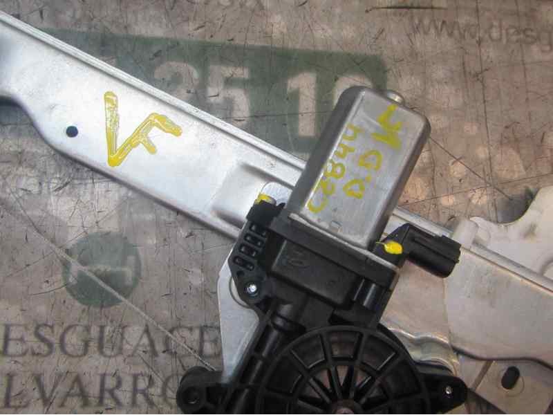 Recambio de elevalunas delantero derecho para dacia duster adventure referencia OEM IAM 807206838R  