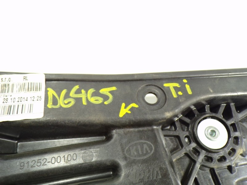 Recambio de elevalunas trasero izquierdo para kia cee´d 1.6 crdi cat referencia OEM IAM 83471A2010 83470A2340 