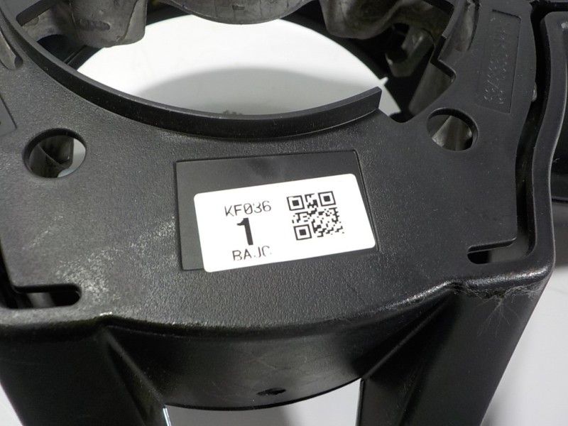 Recambio de volante para mazda 2 lim. () 1.5 16v cat referencia OEM IAM  KF036 