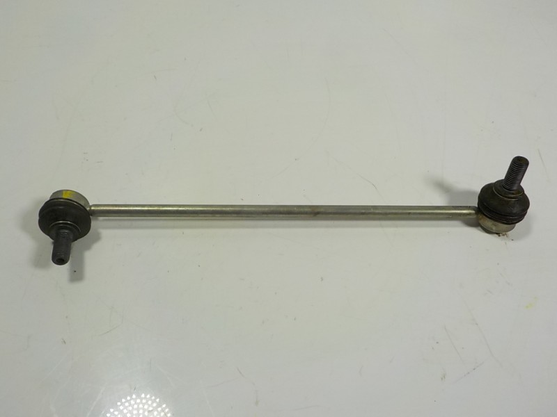 Recambio de tirante delantero derecho para seat leon sportstourer (kl8) style referencia OEM IAM 5Q0411315A  