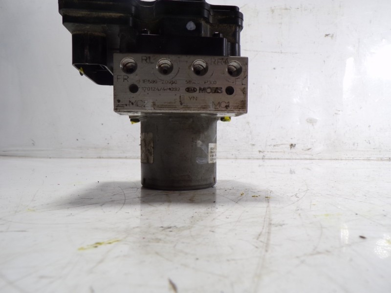 Recambio de abs para kia venga 1.6 cat referencia OEM IAM 589201P300 1P58920950 1P58920950