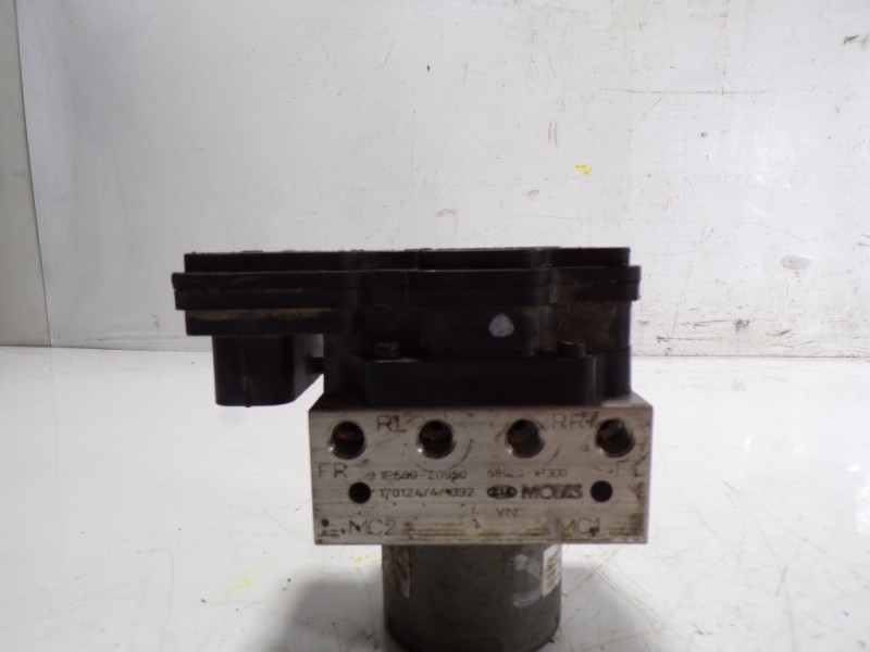 Recambio de abs para kia venga 1.6 cat referencia OEM IAM 589201P300 1P58920950 1P58920950