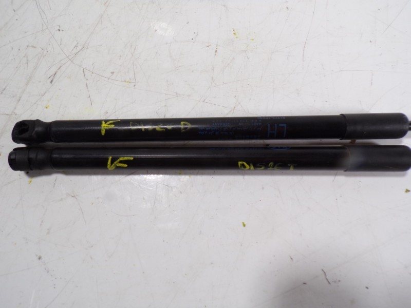 Recambio de amortiguadores maletero / porton para kia venga 1.6 cat referencia OEM IAM 817701P000  