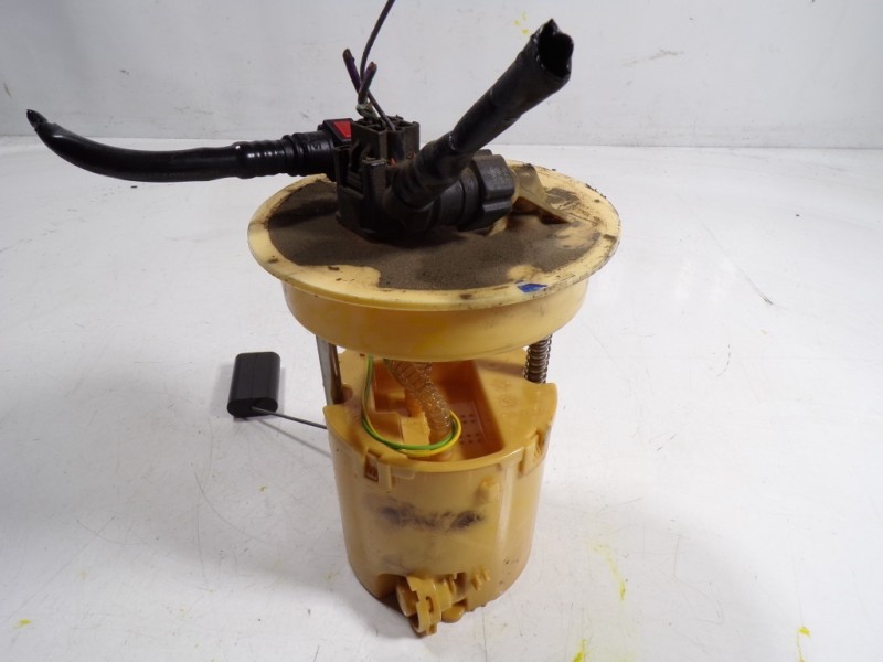 Recambio de aforador para ford fiesta (cb1) 1.4 tdci cat referencia OEM IAM  8V519275 