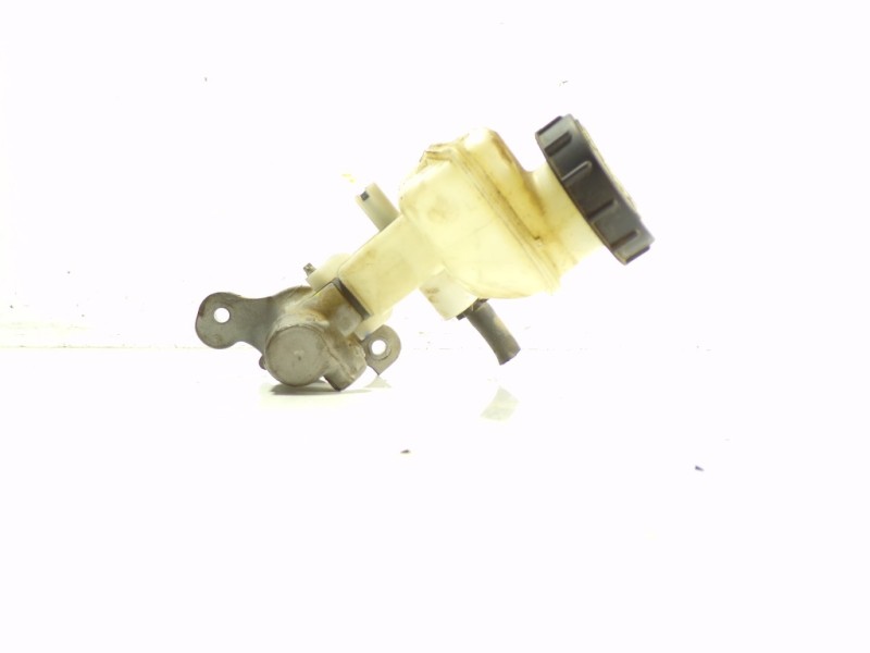 Recambio de bomba freno para kia venga 1.6 cat referencia OEM IAM 585101P205  