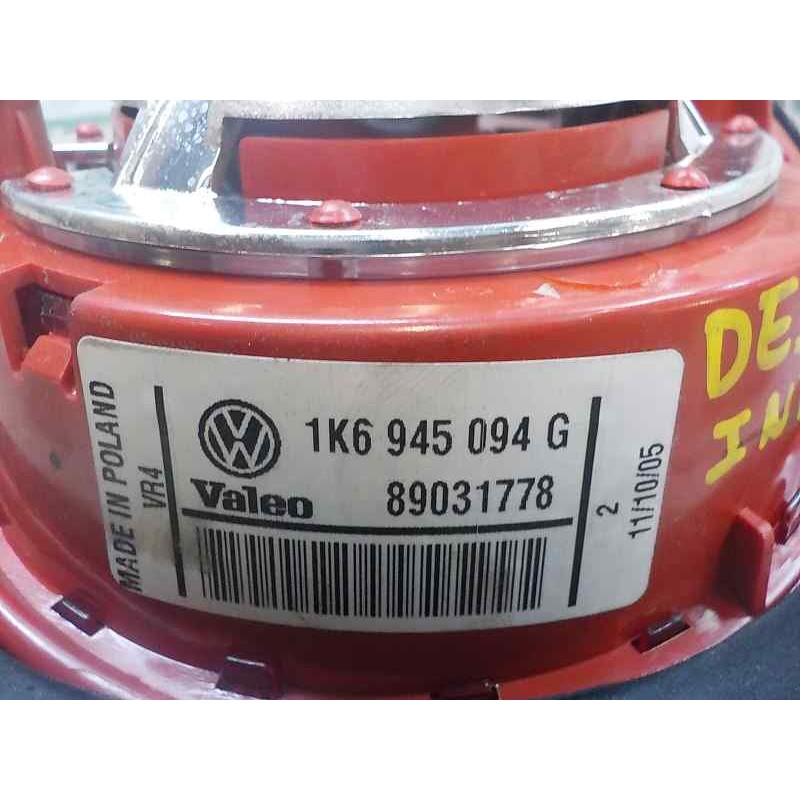 Recambio de piloto trasero derecho interior para volkswagen golf v berlina (1k1) 1.9 tdi referencia OEM IAM   