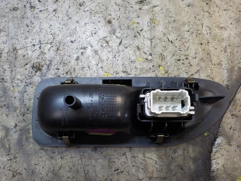 Recambio de mando elevalunas trasero derecho para renault laguna ii (bg0) 1.9 dci diesel referencia OEM IAM   