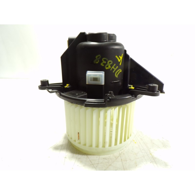 Recambio de motor calefaccion para toyota proace city 1.2 12v referencia OEM IAM  5P130003217282 