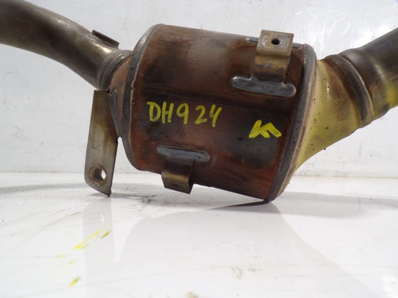 Recambio de catalizador para ford ecosport titanium s referencia OEM IAM 1940631 CN115E211BE 