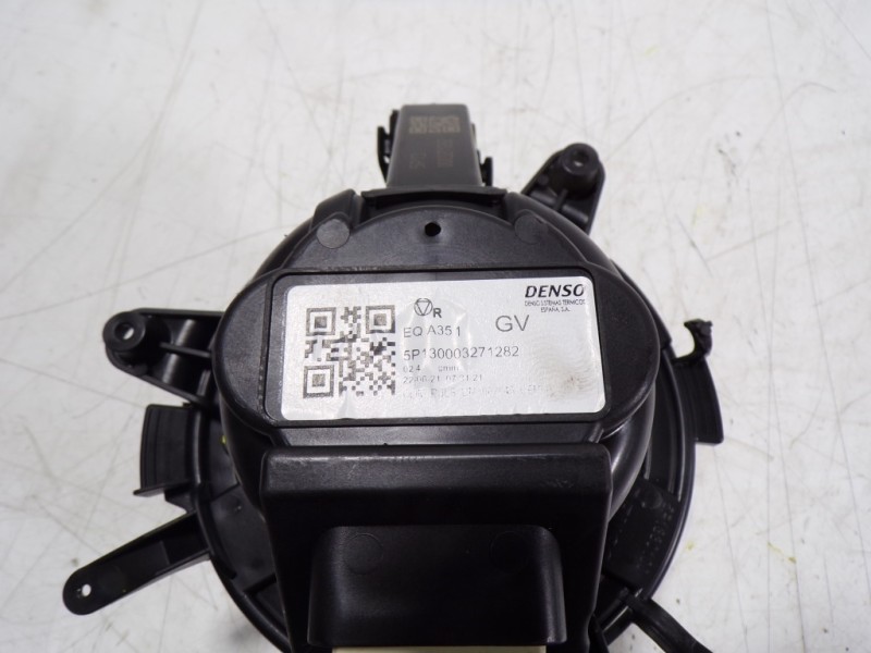 Recambio de motor calefaccion para toyota proace city 1.2 12v referencia OEM IAM  5P130003217282 