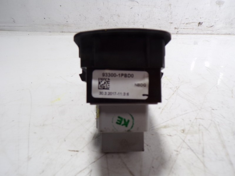 Recambio de modulo electronico para kia venga 1.6 cat referencia OEM IAM 949501PAA0EQ 9330001P8D0 