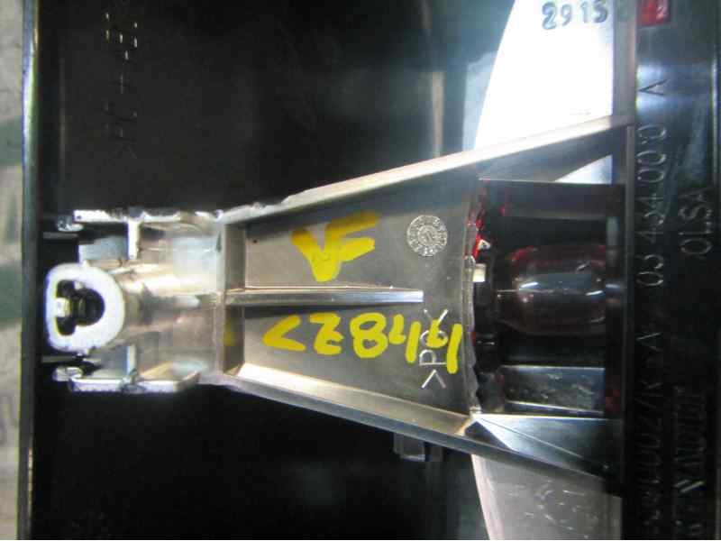 Recambio de piloto trasero central para dacia duster adventure referencia OEM IAM 265908613R  