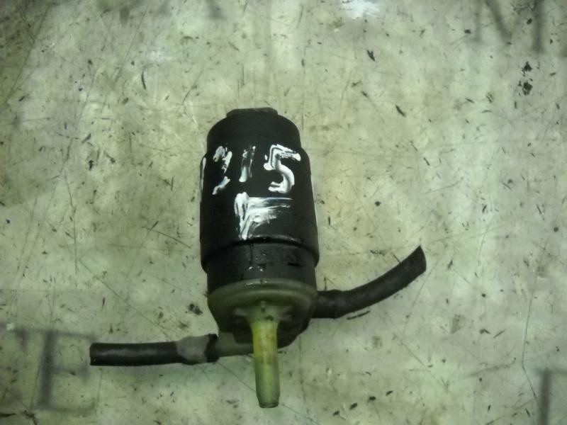 Recambio de bomba limpia para nissan primera berlina (p12) visia referencia OEM IAM   