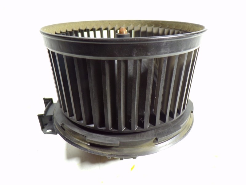 Recambio de motor calefaccion para ford fiesta (cb1) 1.4 tdci cat referencia OEM IAM   