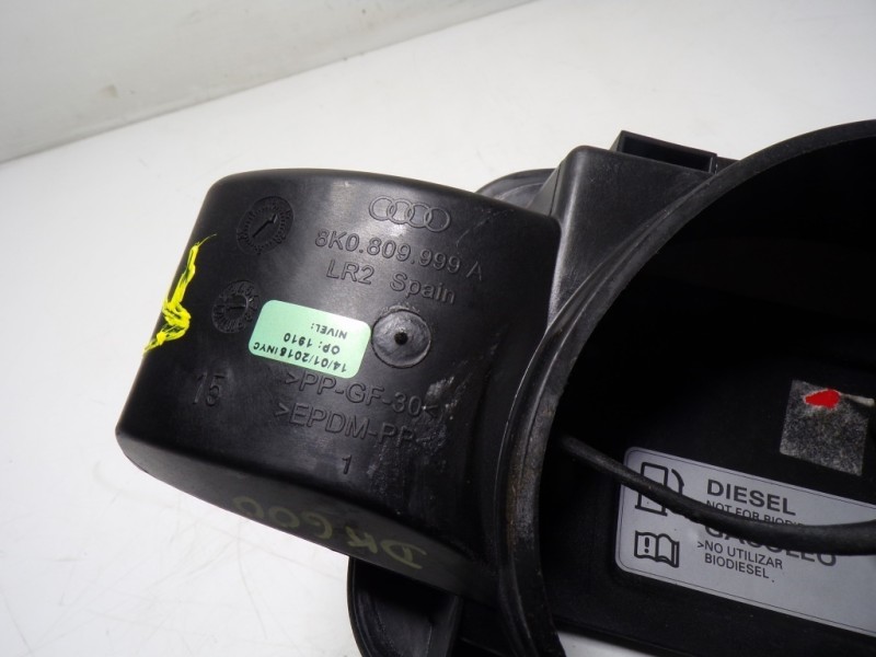 Recambio de tapa combustible para audi a4 ber. (b8) 2.0 16v tdi referencia OEM IAM 8K0809999A 8K0809999A 