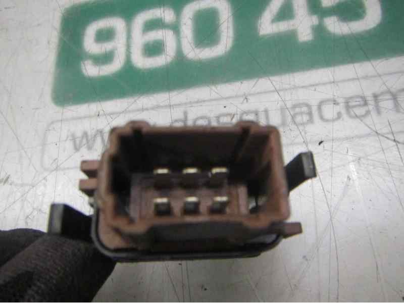 Recambio de mando elevalunas trasero derecho para renault laguna ii (bg0) privilege referencia OEM IAM   