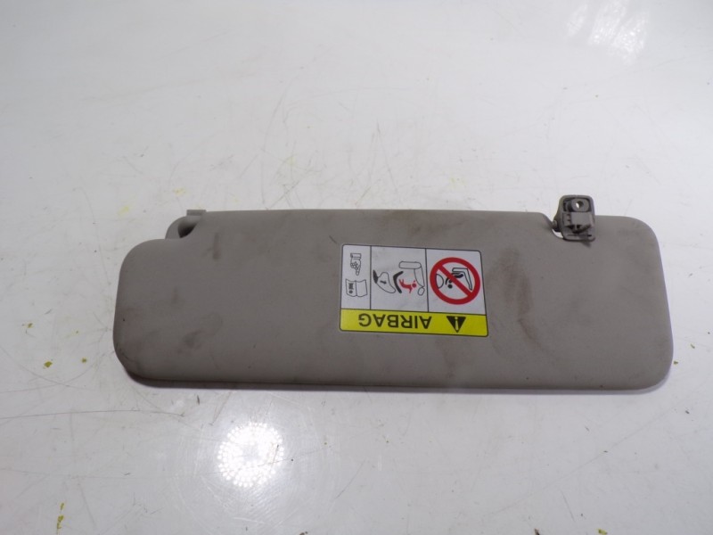 Recambio de parasol derecho para kia venga 1.6 cat referencia OEM IAM 852201K000ED  