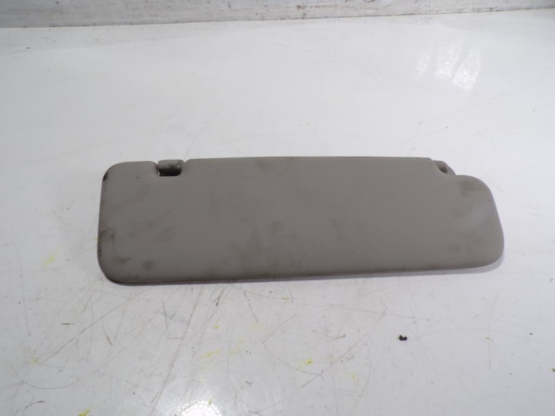 Recambio de parasol izquierdo para kia venga 1.6 cat referencia OEM IAM 852101P100ED  