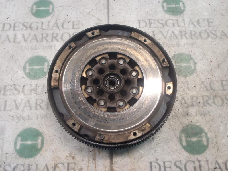 Recambio de volante motor para mercedes-benz clase clk (w209) coupe 200 cgi (209.343) referencia OEM IAM A2710300705  