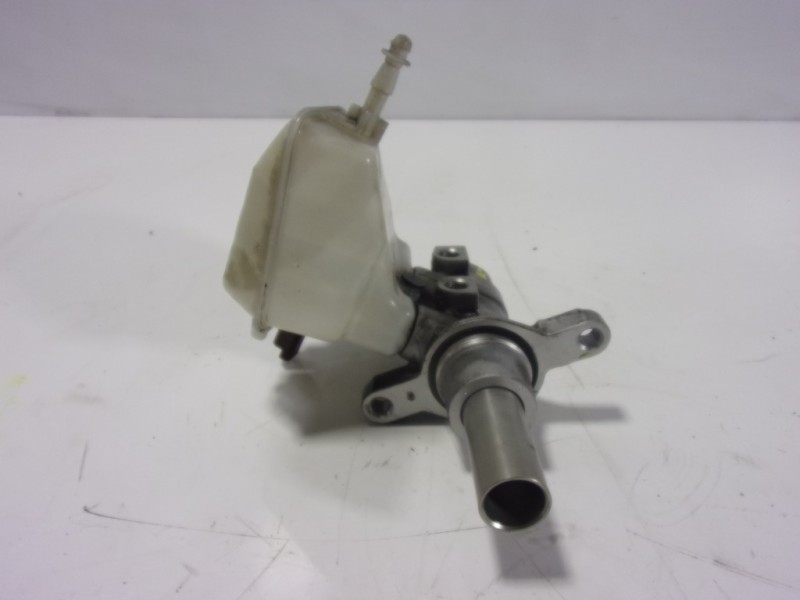 Recambio de bomba freno para citroën c4 picasso 1.6 blue-hdi fap referencia OEM IAM 1610017880  