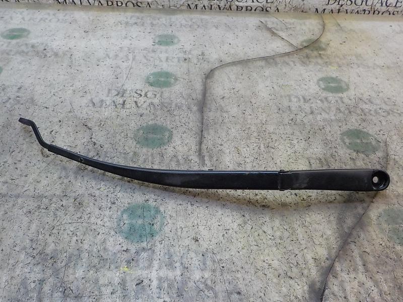 Recambio de brazo limpia delantero derecho para hyundai i10 1.0 cat referencia OEM IAM 98321B9050  