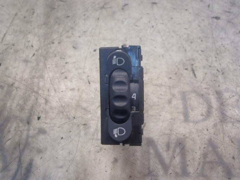 Recambio de modulo electronico para renault clio ii fase ii (b/cb0) campus referencia OEM IAM   