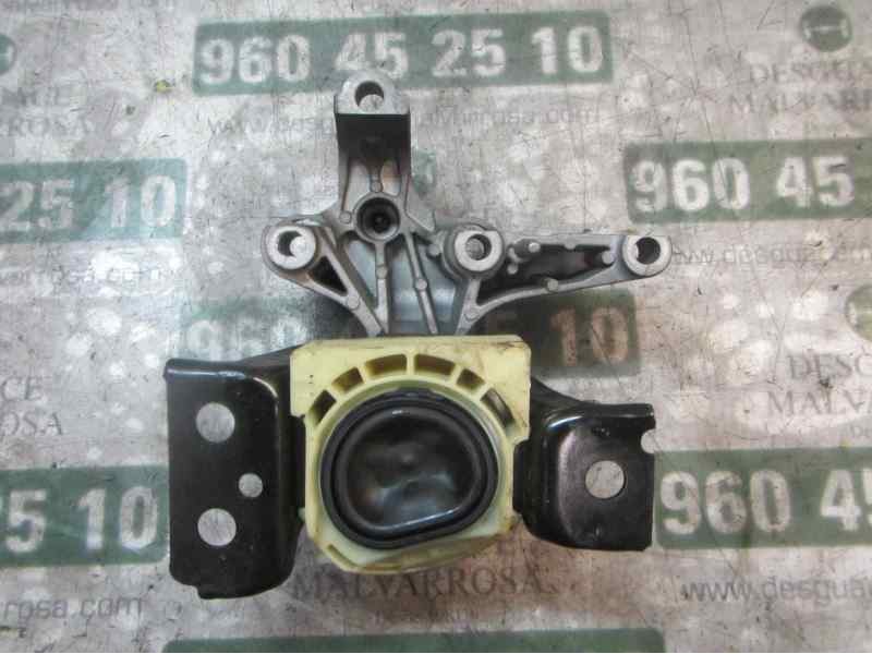 Recambio de soporte motor derecho para dacia duster adventure referencia OEM IAM 112100627R  