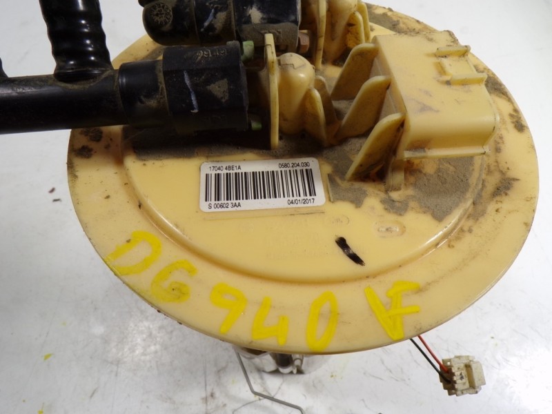 Recambio de aforador para nissan x-trail (t32) acenta 4x4 referencia OEM IAM 170404BE1A 170404BE1A 0580204030