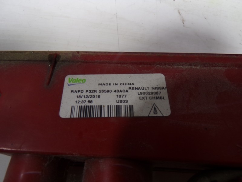 Recambio de piloto trasero central para nissan x-trail (t32) acenta 4x4 referencia OEM IAM 265904BA0A 265904BA0A L90028367