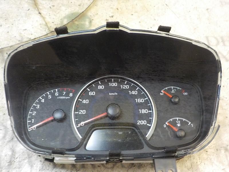 Recambio de cuadro instrumentos para hyundai i10 1.0 cat referencia OEM IAM 94003B9520  