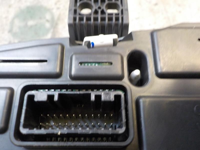 Recambio de cuadro instrumentos para hyundai i10 1.0 cat referencia OEM IAM 94003B9520  