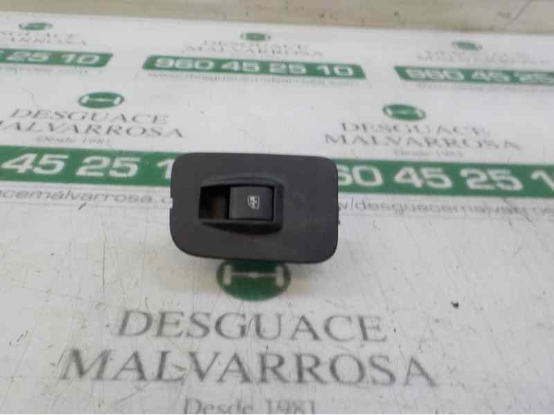 Recambio de mando elevalunas delantero derecho para fiat fiorino básico furgón referencia OEM IAM   