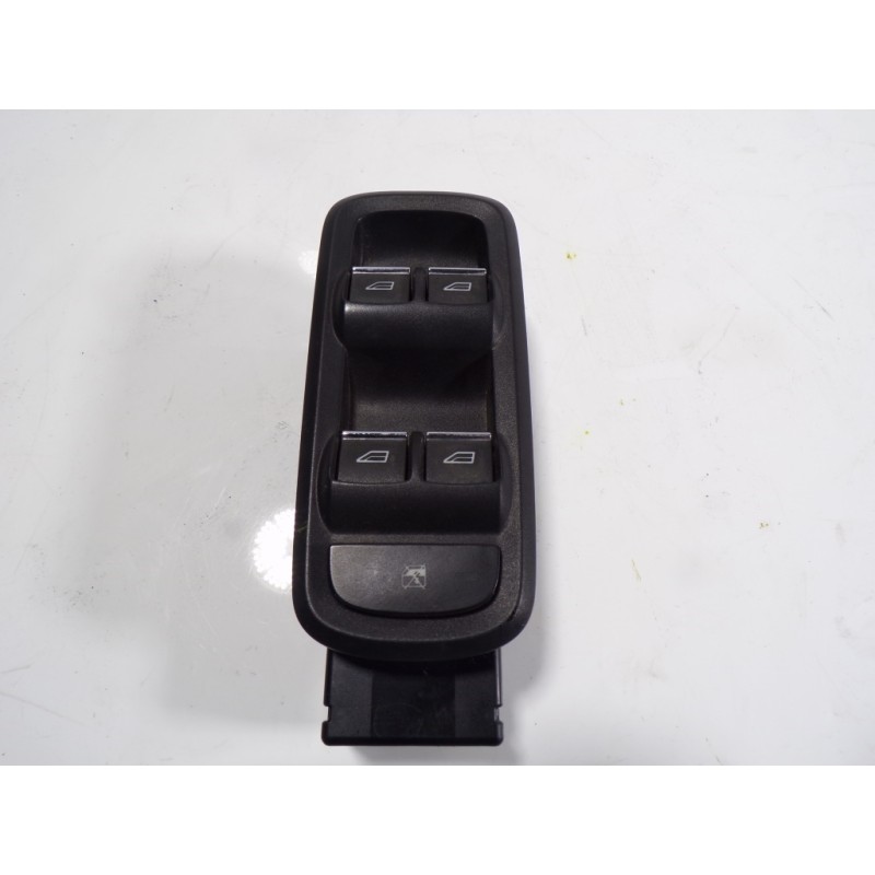 Recambio de mando elevalunas delantero izquierdo para ford ecosport titanium s referencia OEM IAM 1902146 EN1514A132AA 