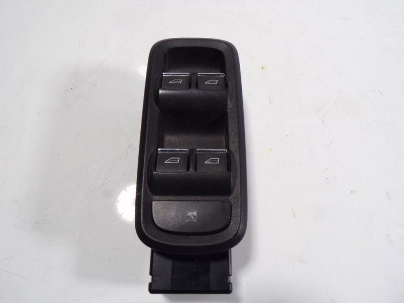 Recambio de mando elevalunas delantero izquierdo para ford ecosport titanium s referencia OEM IAM 1902146 EN1514A132AA 