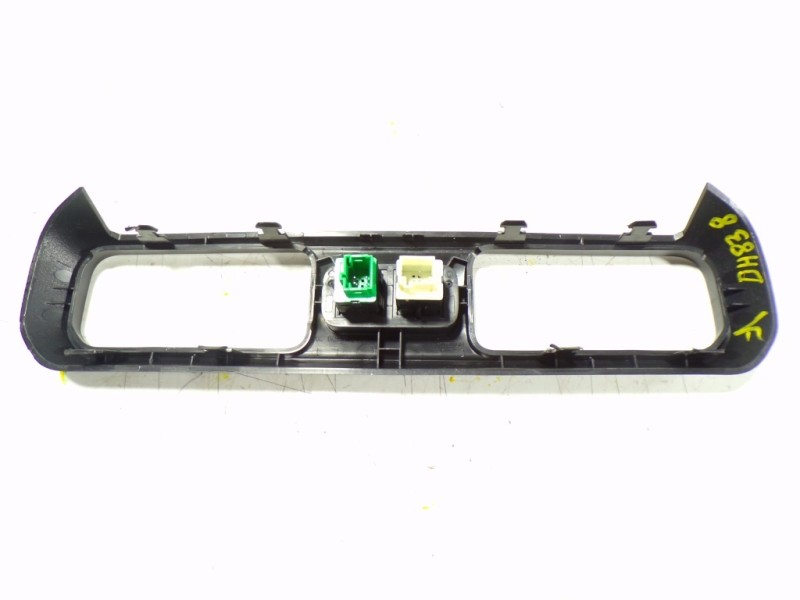 Recambio de warning para toyota proace city 1.2 12v referencia OEM IAM   