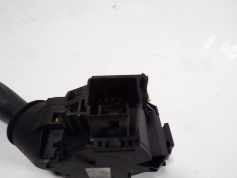 Recambio de mando intermitentes para ford ecosport titanium s referencia OEM IAM 1682336 8A6T13335BC 