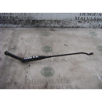 BRAZO LIMPIA DELANTERO DERECHO 