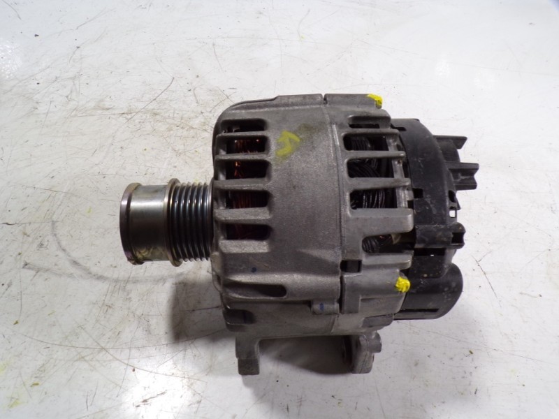 Recambio de alternador para audi a3 sportback (8vf) 1.0 tfsi referencia OEM IAM 04C903021A 04C903021A 