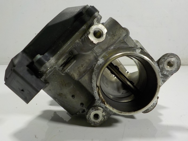 Recambio de caja mariposa para volkswagen golf vii lim. 1.6 tdi dpf referencia OEM IAM 04L128063P 04L128063P 