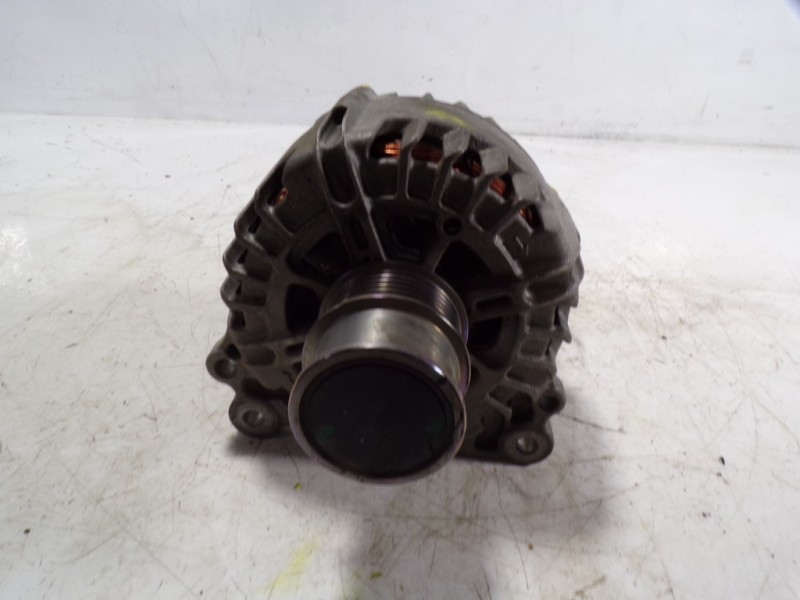 Recambio de alternador para audi a3 sportback (8vf) 1.0 tfsi referencia OEM IAM 04C903021A 04C903021A 