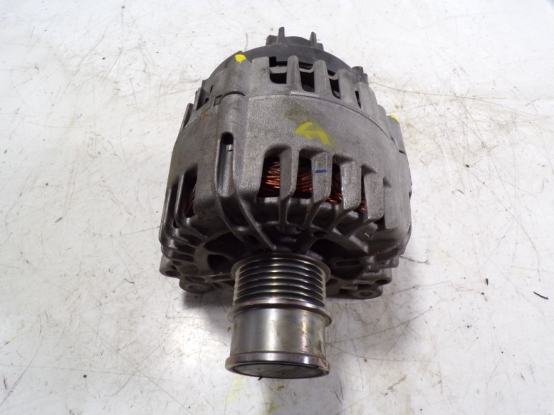 Recambio de alternador para audi a3 sportback (8vf) 1.0 tfsi referencia OEM IAM 04C903021A 04C903021A 