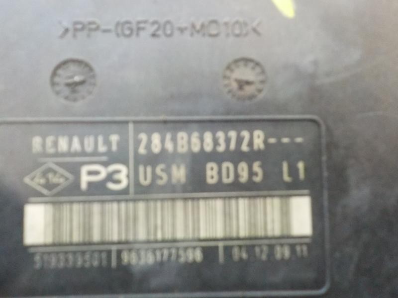 Recambio de caja reles / fusibles para renault megane iii berlina 5 p authentique referencia OEM IAM   