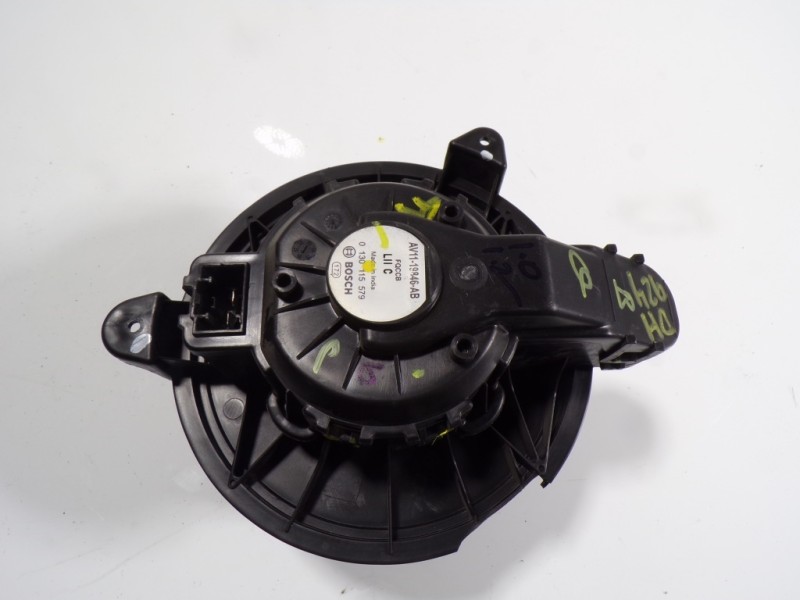 Recambio de motor calefaccion para ford ecosport titanium s referencia OEM IAM 1811783 AV1119846AB 0130115579