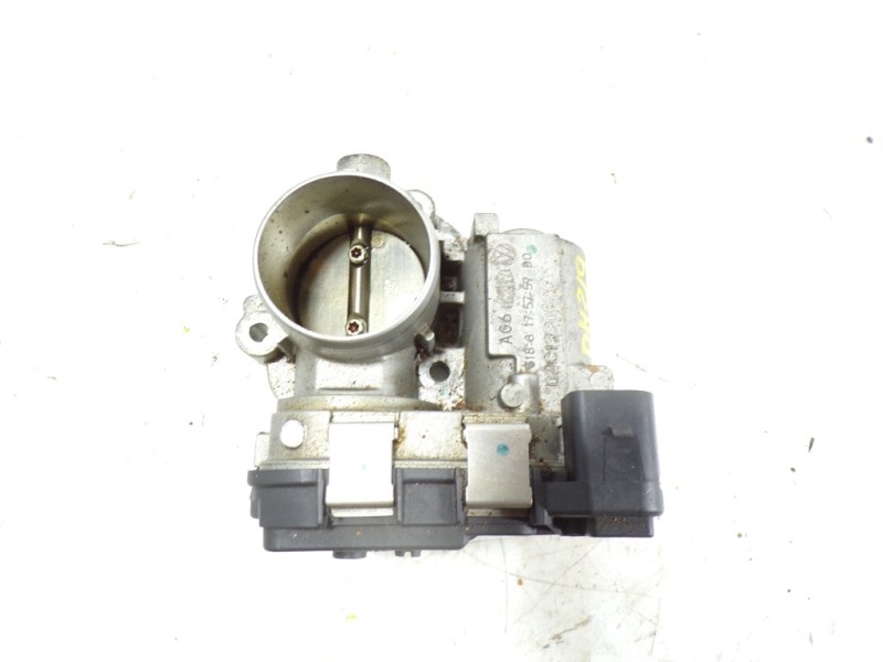 Recambio de caja mariposa para audi a3 sportback (8vf) 1.0 tfsi referencia OEM IAM 04C133062C 04C133062C 