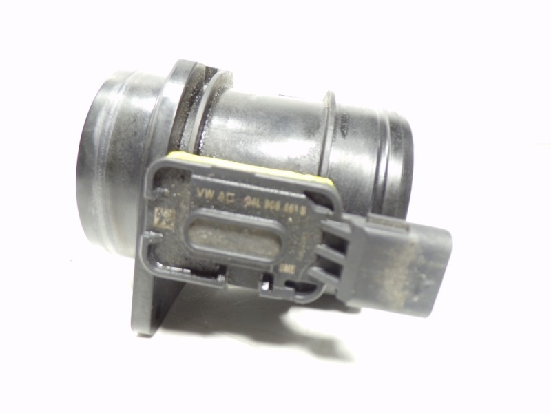 Recambio de caudalimetro para volkswagen golf vii lim. 1.6 tdi dpf referencia OEM IAM 04L906461B 04L906461B 
