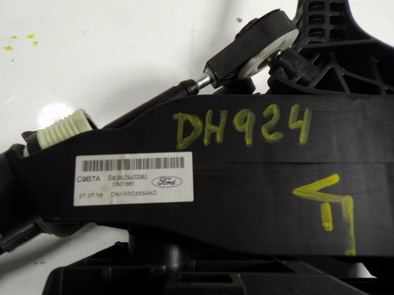 Recambio de palanca cambio para ford ecosport titanium s referencia OEM IAM 2069522 DN1R7C453AKD 