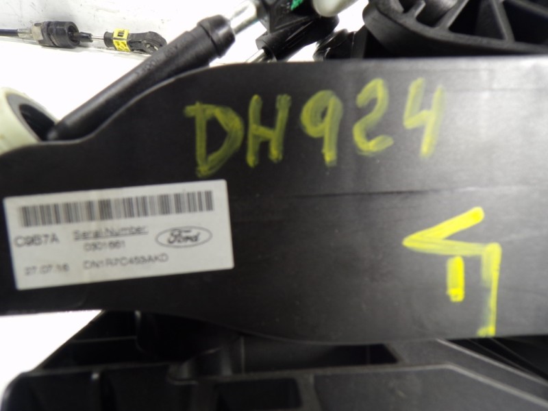 Recambio de palanca cambio para ford ecosport titanium s referencia OEM IAM 2069522 DN1R7C453AKD 