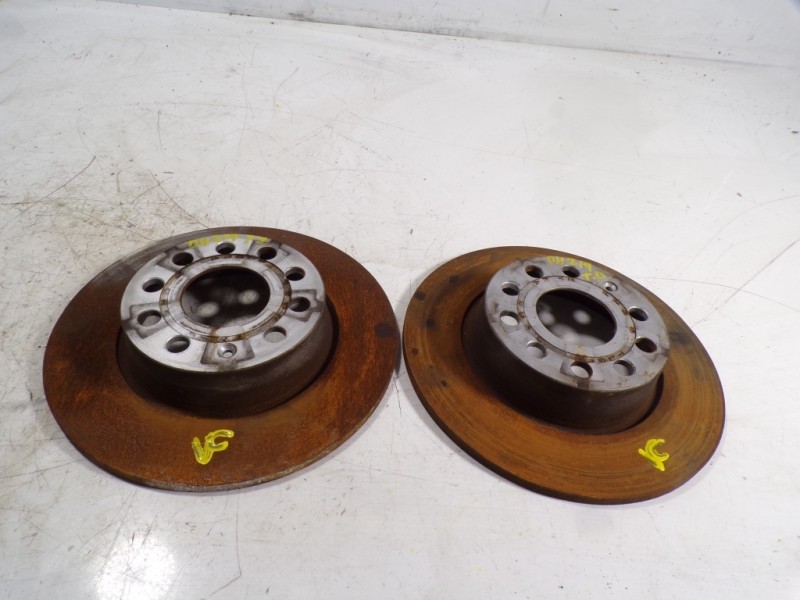 Recambio de disco freno trasero para audi a3 sportback (8vf) 1.0 tfsi referencia OEM IAM 1K0615601AA  