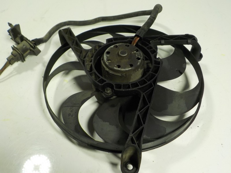 Recambio de electroventilador para seat leon (1m1) 1.9 tdi referencia OEM IAM  1J0959455K 